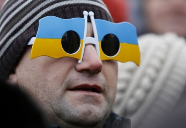 Kyjev obmedzil výbery z vkladov v zahraničných menách