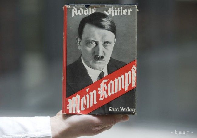 Knihu Main Kampf s podpisom Hitlera vydražili za takmer 65-tisíc USD