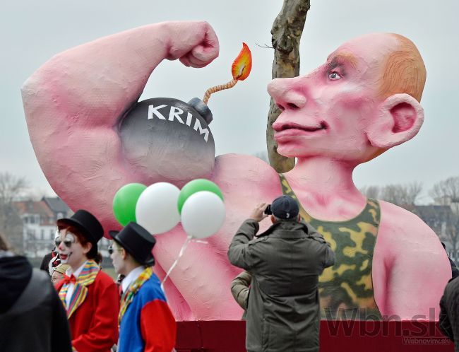 Putina žiadal o armádu Janukovyč, invázia pripomína rok 1968