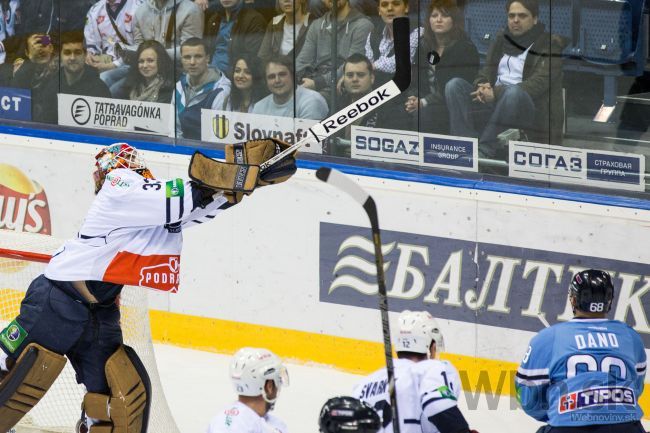 Video: Slovan zakončil základnú časť prehrou s Medveščakom