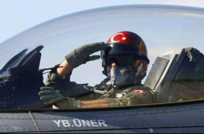 Ruské prieskumné lietadlo vyplašilo Turkov, vyslali stíhačky