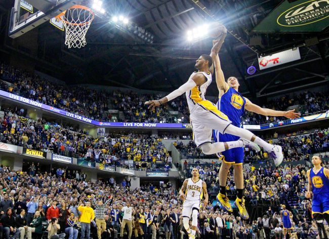 Video: LeBrona ubránili, Thompson rozhodol pred klaksónom