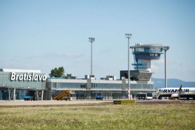 Bratislavské letisko asi zostane štátu, prenájom sa neoplatí