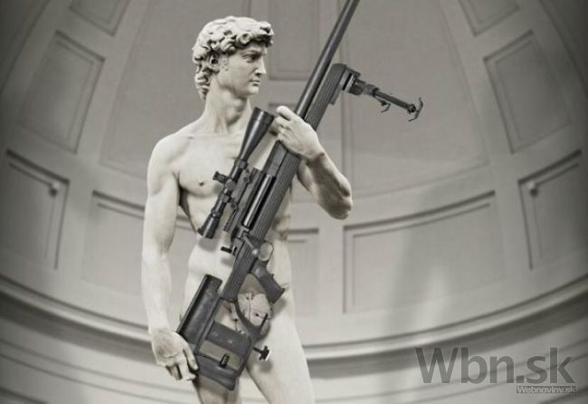 Pobúrení Taliani, za ozbrojenú sochu Dávida chcú žalovať USA