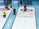 Slovenskí curleri môžu v Soči postúpiť do semifinále