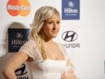 Ellie Goulding má nový videoklip ku skladbe Beating Heart