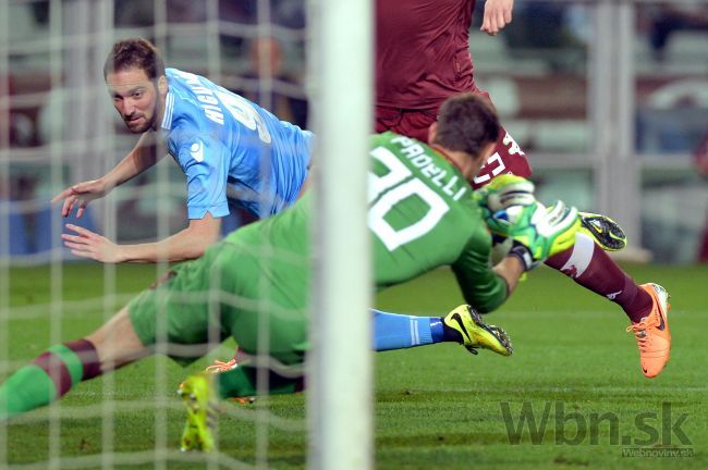 Video: Hamšík prihral na víťazný gól Neapolu, uspeli aj vlci