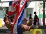 V Bangkoku poľavilo násilie, zrušili preto výnimočný stav