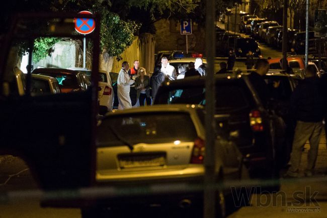 Muž strieľajúci v centre Bratislavy zabil ženu a potom seba