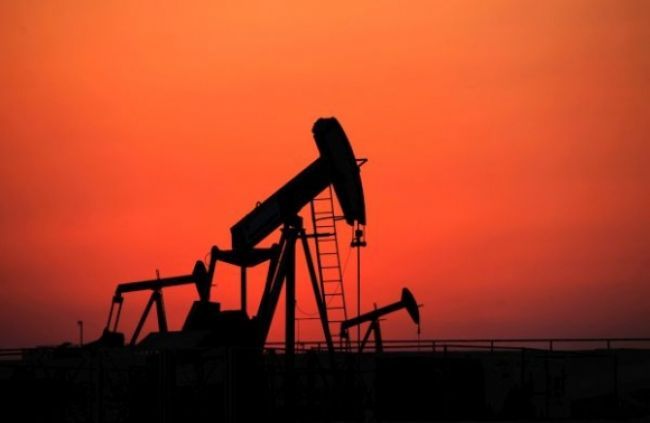 Ceny ropy rástli, dôvodom sú sankcie voči Rusom