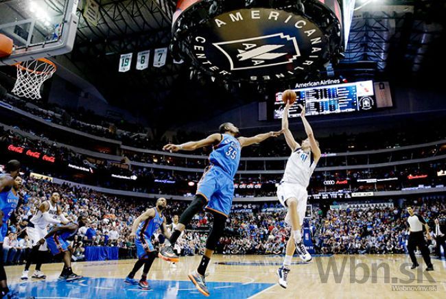 Nowitzki bol lídrom Dallasu pri výhre nad Oklahomou