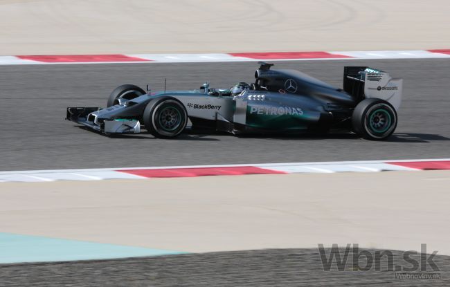 Formula 1 pokračuje v Malajzii, favoritom Mercedes