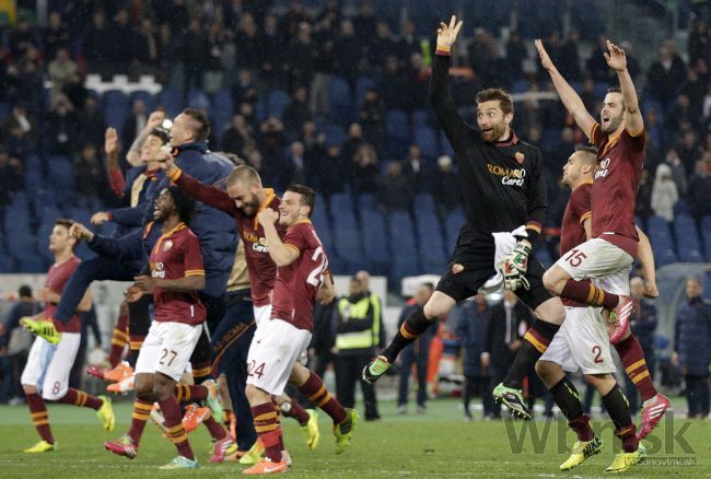 Video: Neapol zdolal suverénny Juventus, AS Rím nezaváhal
