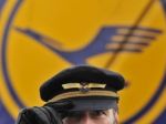 Lufthansa zruší pre štrajk skoro 4-tisíc letov