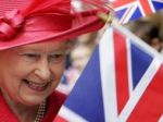 Kráľovná Alžbeta sa stretne s pápežom, poruší tradíciu