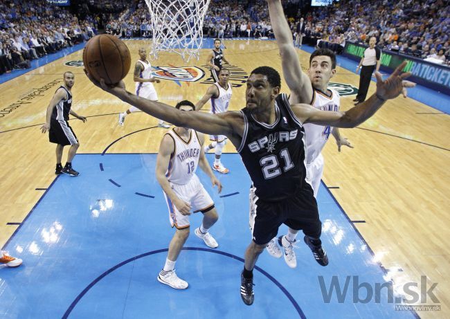 Video: Spurs našli premožiteľa, Clippers vyčerpali zázraky