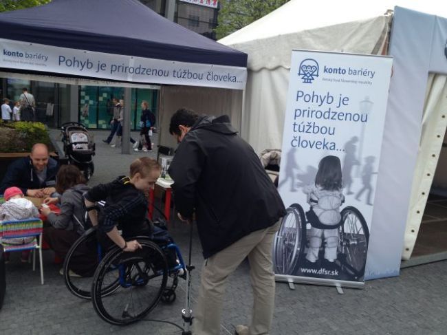 Konto Bariéry a ČSOB Bratislava Marathon pomáhajú hýbať sa