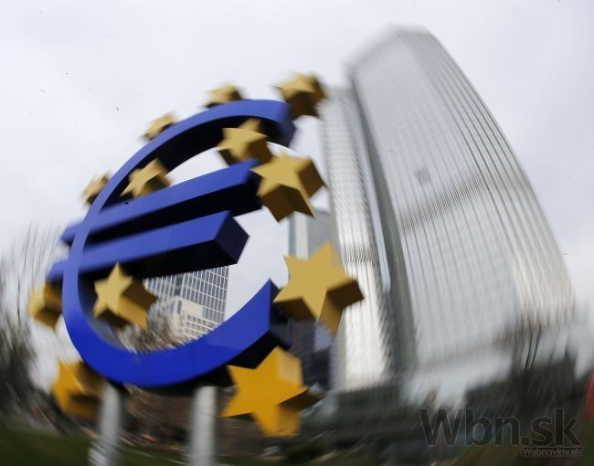 Podľa Vážneho je predčasné hovoriť o stopnutí eurofondov
