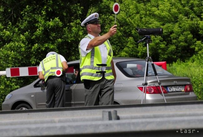 Polícia bude u vodičov kontrolovať rýchlosť jazdy a alkohol