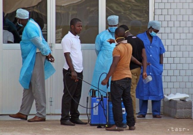 Ebola si v západnej Afrike vyžiadala už najmenej 121 obetí