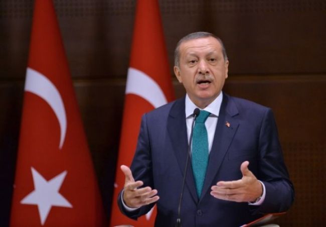 Turecká vládna strana chce Erdogana za prezidenta