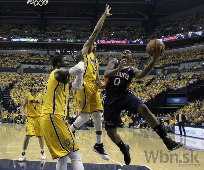 Play-off NBA začalo prehrou víťaza základnej časti