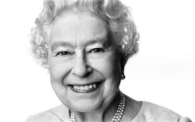Kráľovná Alžbeta sa dožíva 88. rokov, odhalili jej nový fotoportrét