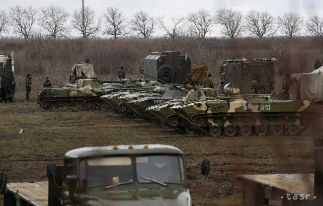 Ruské jednotky sú kilometer od ukrajinskej hranice