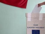 'Podnikavec' chcel zarobiť, volal kandidátom do eurovolieb