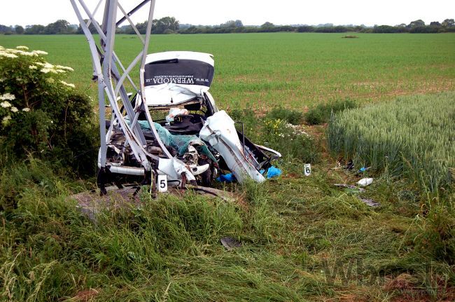 Alkohol za volantom, traja opití východniari rozbili autá