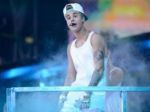 Justin Bieber zverejnil pieseň Hard 2 Face Reality