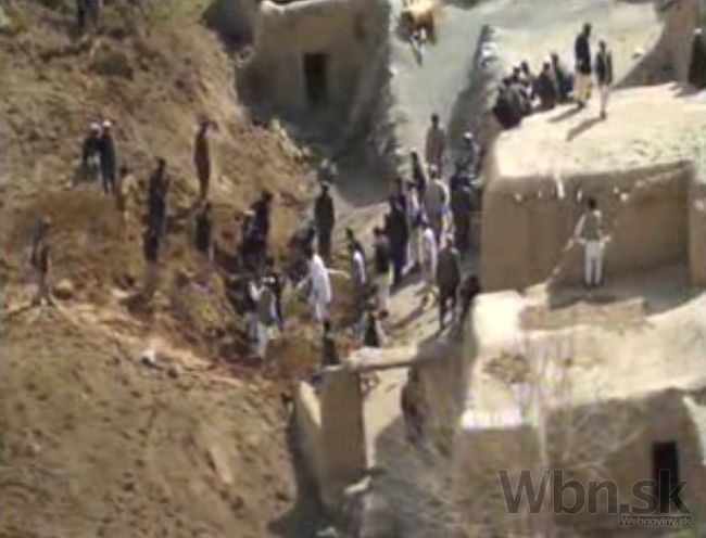 Video: Tragický zosuv pôdy v Afganistane má vyše 2100 obetí