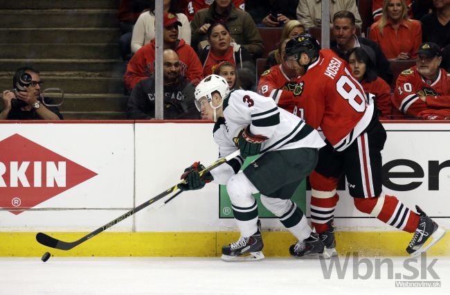 Video: Hossa prihral na tri góly, Chicago valcuje Minnesotu