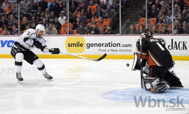 Video: Gáborík zmrazil Ducks v prvých sekundách, králi vedú