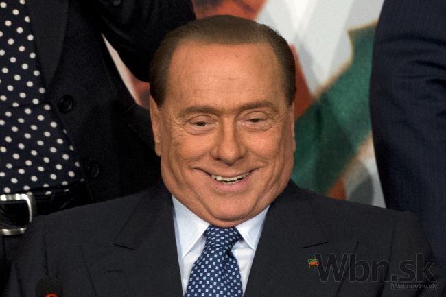 Zaslúžim si byť svätým, posťažoval sa Silvio Berlusconi