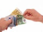 Mnohí Slováci majú pôžičky s takmer stopercentnými úrokmi