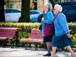 Priemerný starobný dôchodok na Slovensku nie je ani 400 eur