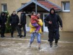 Srbsko zasiahli mohutné záplavy, evakuovali stovky ľudí