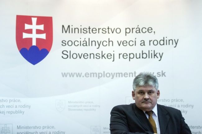 Návrh zákona o sociálnej práci je podľa Jurinovej nedorobok