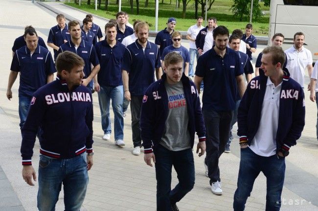 Slováci živia nádej na štvrťfinále, potrebujú pomoc Dánov a Čechov