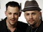 Dvojčatá z Good Charlotte vytvorili vlastnú hudobnú formáciu