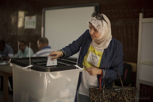 Voľby v Egypte predĺžili, komisii sa nepáčila nízka účasť