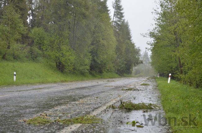 Po dvoch týždňoch od veternej smršte pripojili elektrinu