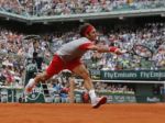 Federer v Paríži po dráme dohral, Djokovič je vo štvrťfinále