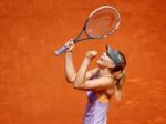 Šarapovová vyzve v semifinále Roland Garros Bouchardovú