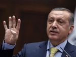 Erdogan zaútočil na médiá, redaktora CNN označil za špióna