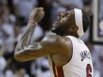 LeBron píše históriu, výkonom napodobnil Michaela Jordana