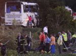 Medzi Hlohovcom a Piešťanami havaroval autobus s deťmi, štyria mŕtvi