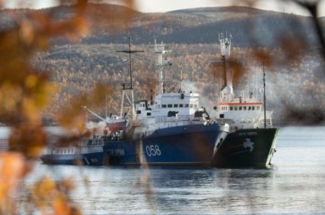 Rusi vrátia organizácii Greenpeace zadržanú loď