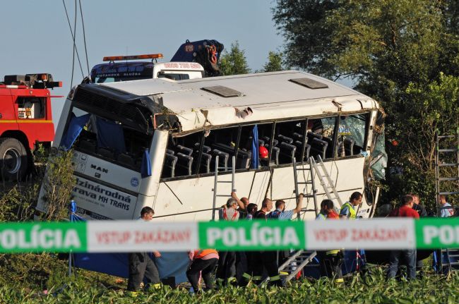 Autobus smrti plný žiakov išiel v čase nehody takmer stovkou
